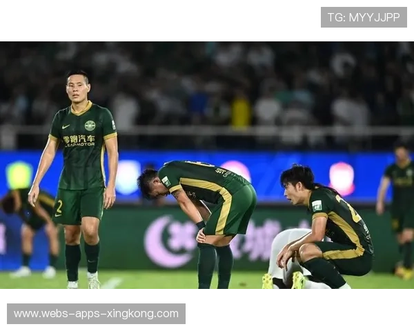 国安三球大逆转：激情燃烧的瞬间