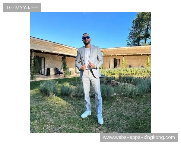 内马尔晒与名厨合影，厨艺瞬间成热点