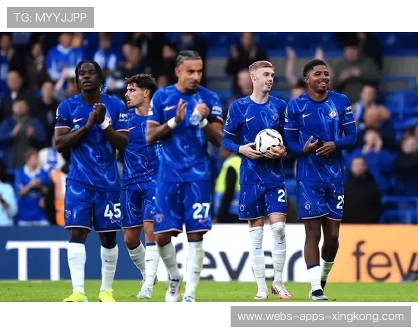 切尔西在中场压制拿下主动权，主宰比赛局势