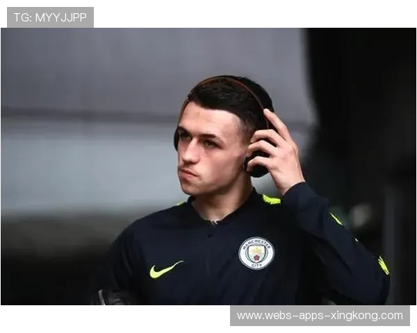 曼城U21控球压迫训练秘籍：打造未来中场核心的秘密武器